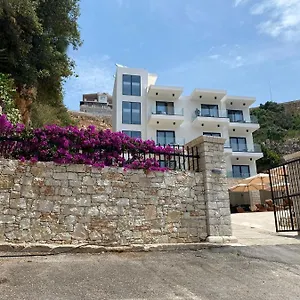Hotel Platon, Sarandë
