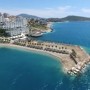 Santa Quaranta Premium Sarandë
